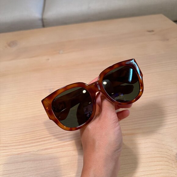 Gucci Oversized Sunglasses - Tortoise Shell with Gold Logo main image 4